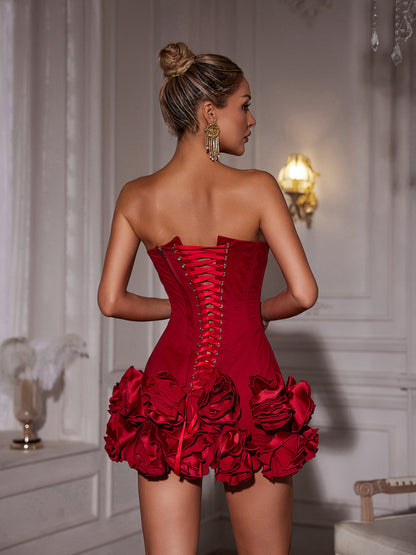 Scarlet Rosette Charm Mini Elbise
